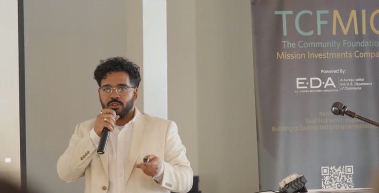 Zemi Labs CEO John Toribio at The COMMUNITY Foundation for Greater New Haven’s Tech & Innovation Pitch Night